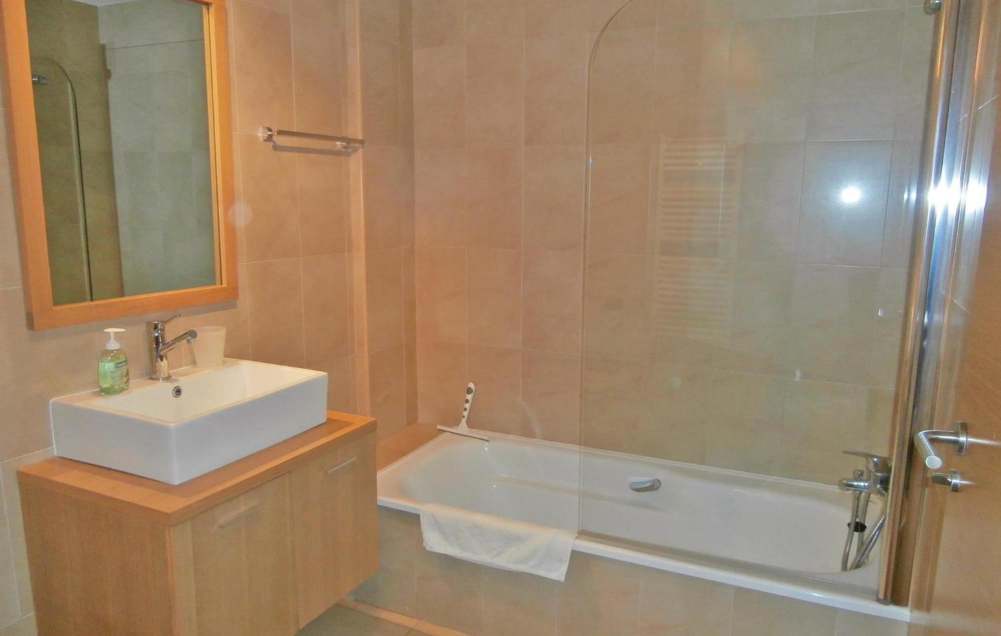 2 Bedroom Beautiful Apartment In Sucina Exterior photo