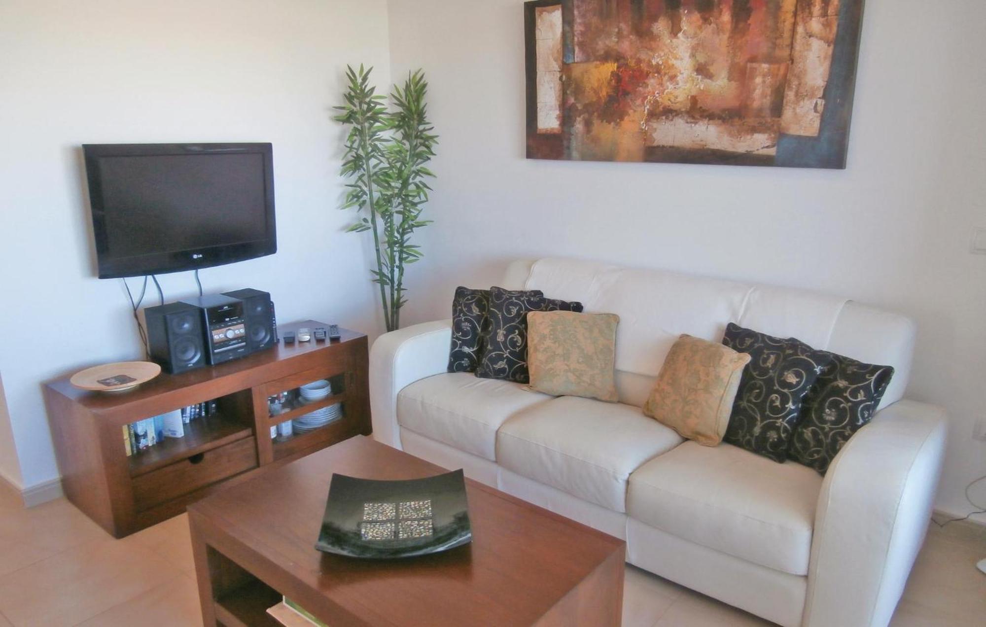 2 Bedroom Beautiful Apartment In Sucina Exterior photo